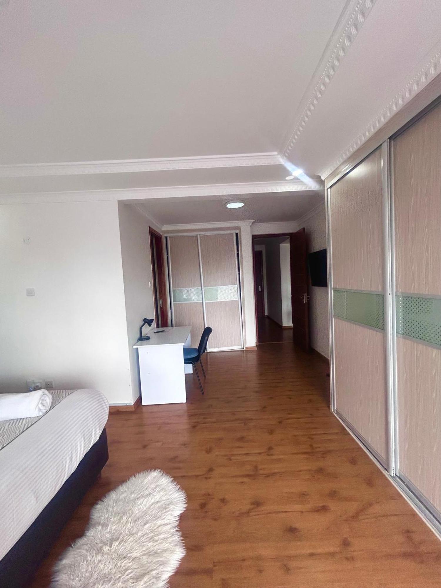 Casa Misa Riverside Nairobi Ngoại thất bức ảnh
